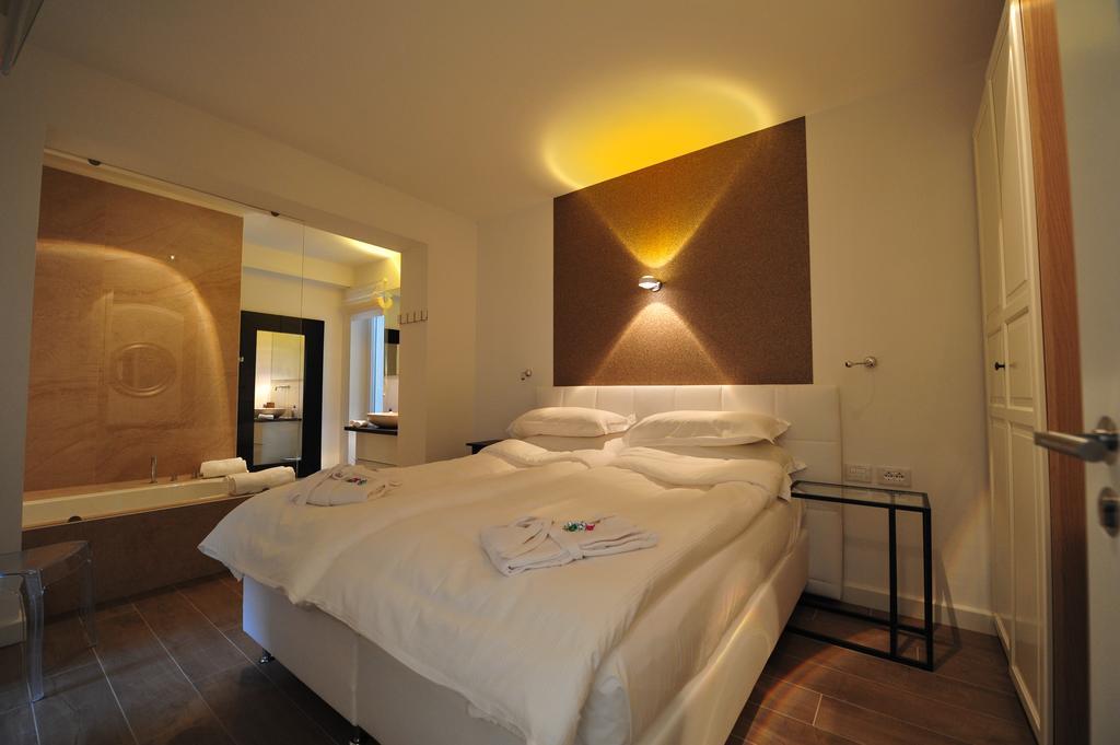 Zeno Suites San Zeno di Montagna Room photo